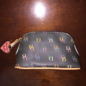 Dooney & Bourke change purse